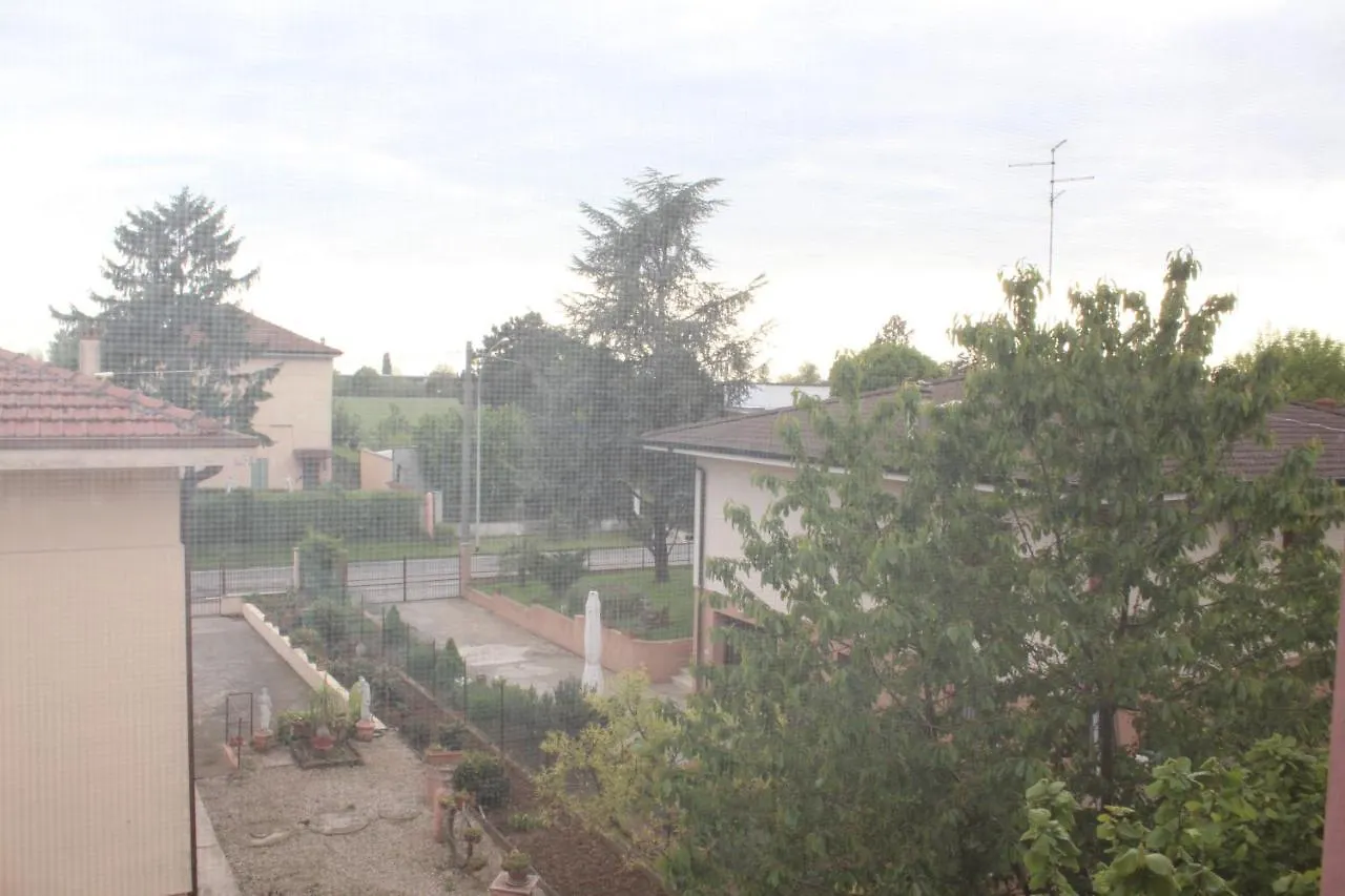 Appartamento A Due Passi Da Mantova Curtatone 0*,  Italy